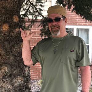 Meet your Posher, Joel